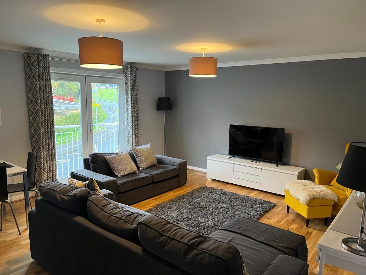 Flat Three, 212 Eaglesham Road, East Kilbride, Glasgow Exteriör bild