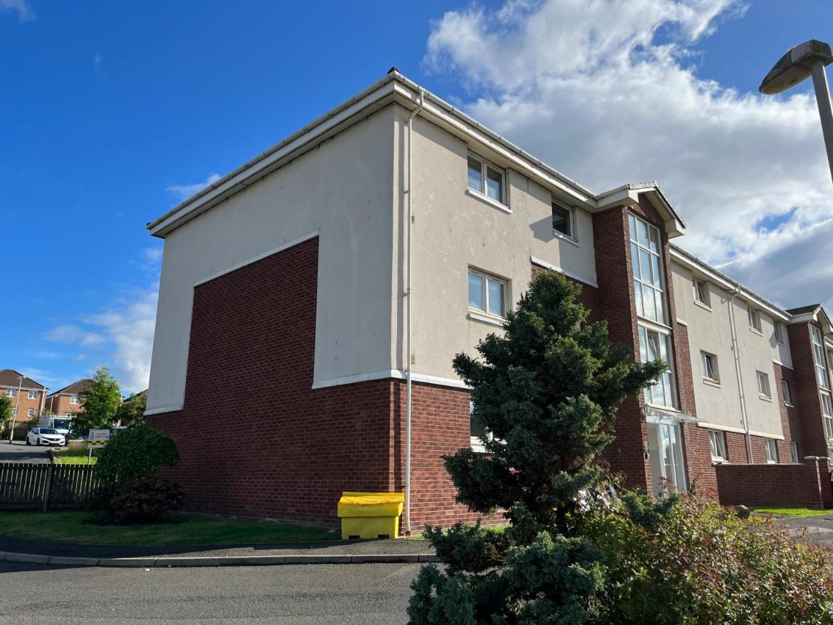 Flat Three, 212 Eaglesham Road, East Kilbride, Glasgow Exteriör bild